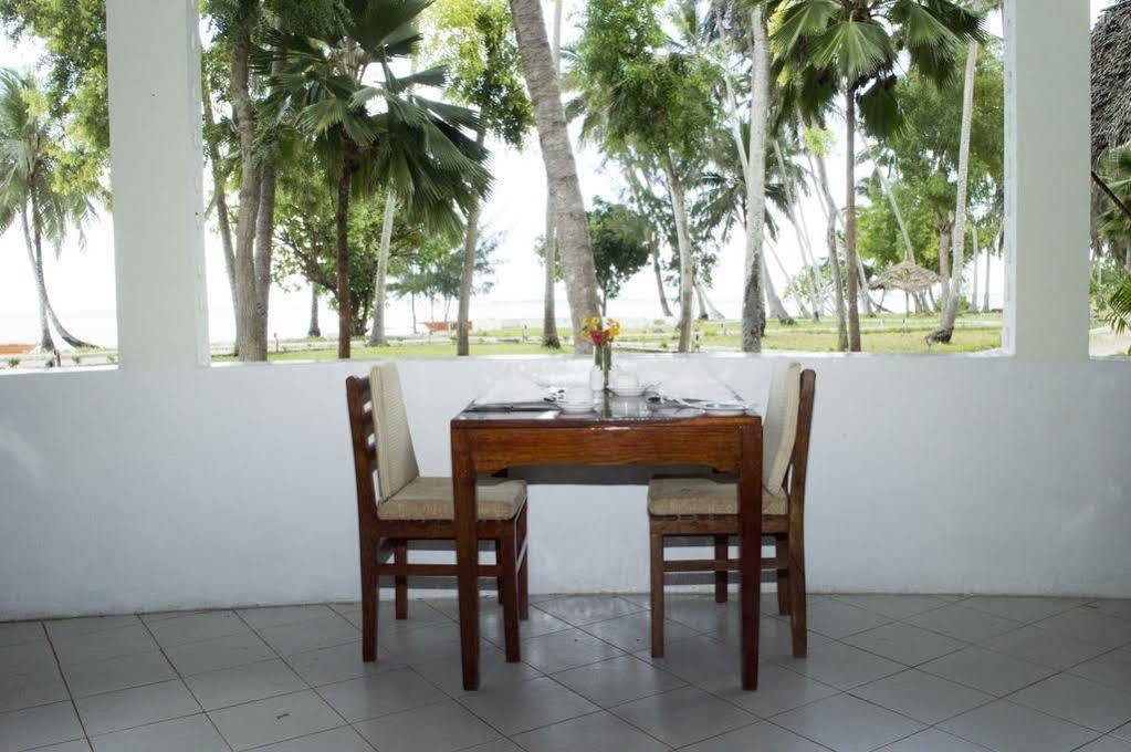 Maars Resort Zanzibar ภายนอก รูปภาพ